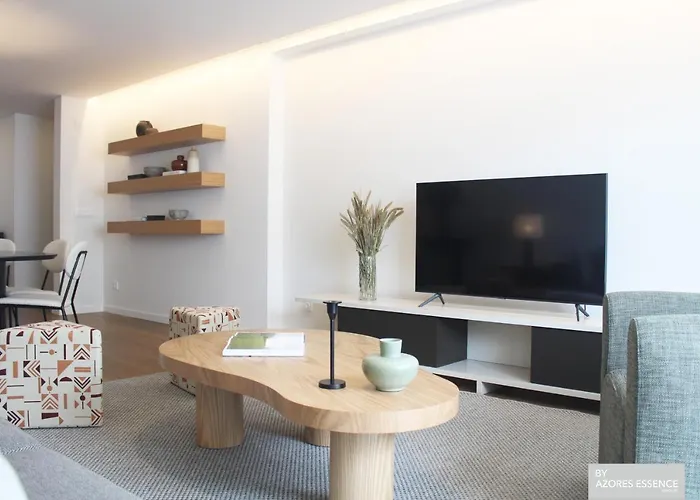 Azores Essence - Coliseu * Ponta Delgada